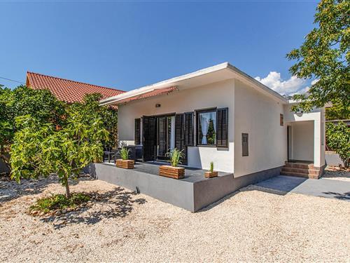 Feriehus - 6 personer -  - Damira Tomljanovica Gavrana - Starigrad Paklenica-Seline - 23244 - Seline