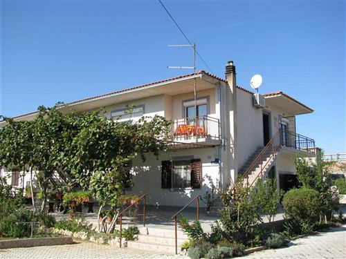 Holiday apartment - 2 persons -  - Kralja Zvonimira - 22213 - Pirovac