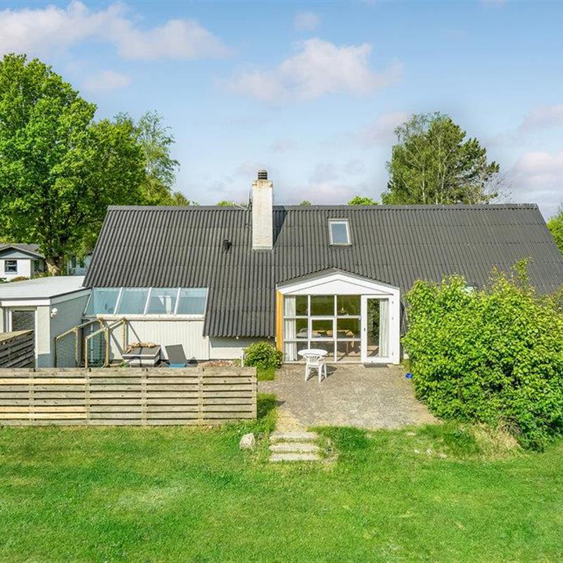 Sommerhus - 10 personer -  - Hybenvænget - Fjellerup - 8585 - Glesborg