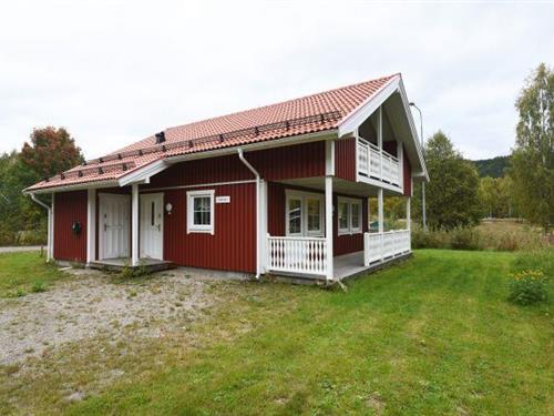 Holiday Home/Apartment - 8 persons -  - 680 60 - Sysslebäck