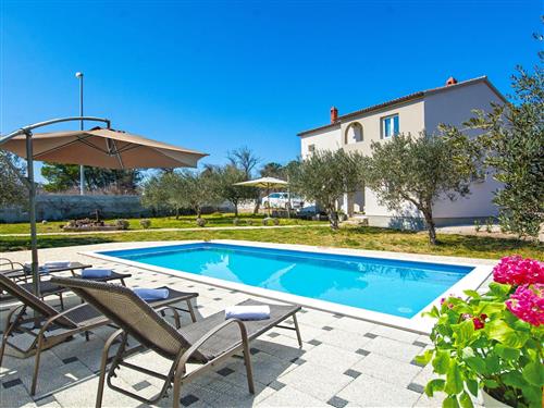 Sommerhus - 14 personer -  - Put Grgura Ninskog - 23232 - Nin