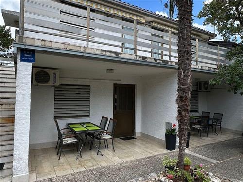 Holiday apartment - 4 persons -  - Mokri - 51264 - Jadranovo