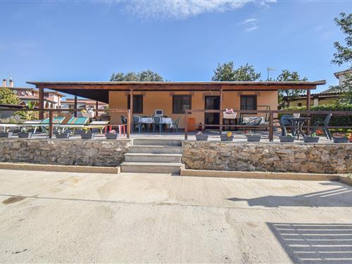 Sommerhus - 8 personer -  - Via Aurelia Nord - 00053 - Civitavecchia