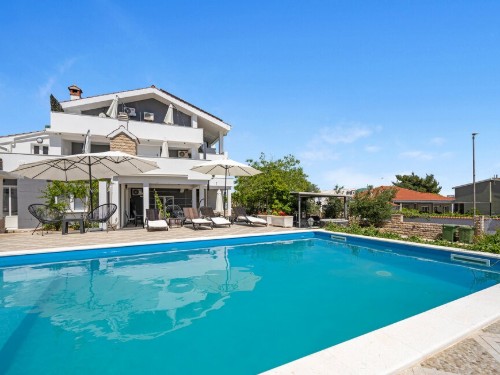 Holiday apartment - 4 persons -  - Prve primorske cete - 22211 - Vodice