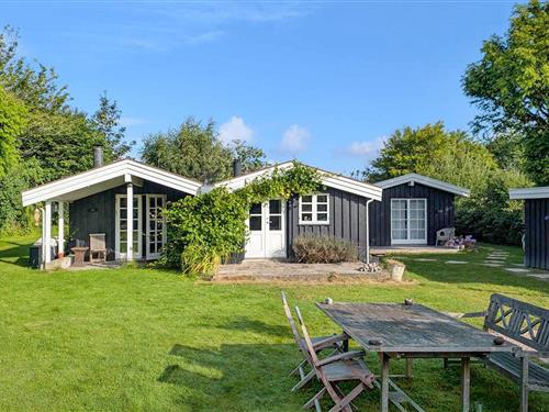 Sommerhus - 10 personer -  - Vibevej - Vejby Strand - 3210 - Vejby