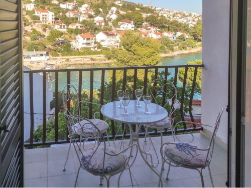 Ferieleilighet - 4 personer -  - Put Mavarcice - Ciovo-Okrug Gornji - 21223 - Okrug Gornji