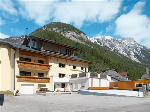 Semesterhus/Semesterlägenhet - 10 personer -  - Pettneu Am Arlberg - 6574