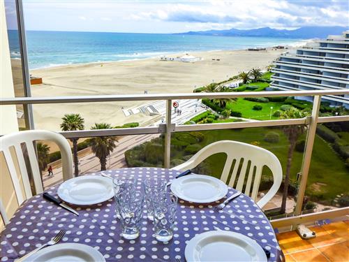 Holiday Home/Apartment - 4 persons -  - Canet-Plage - 66140