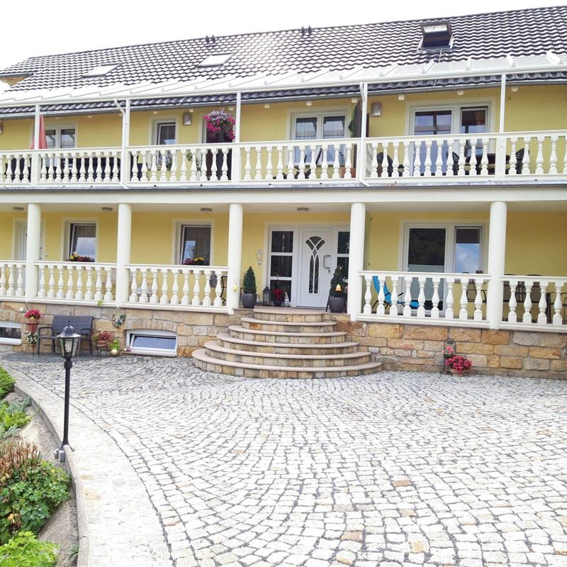 Ferielejlighed - 6 personer -  - Altendorf - 01855