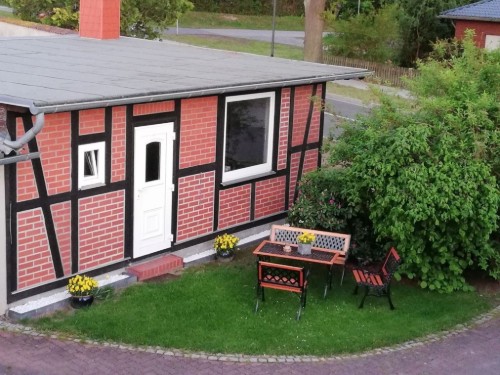 Sommerhus - 4 personer -  - OT Karow, Karower Dorfstraße - 18276 - Lüssow