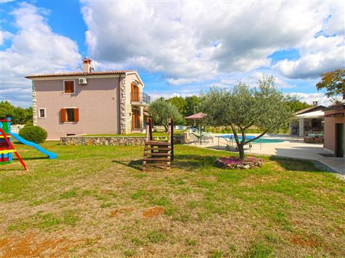 Feriehus - 8 personer -  - Jakovici - 52444