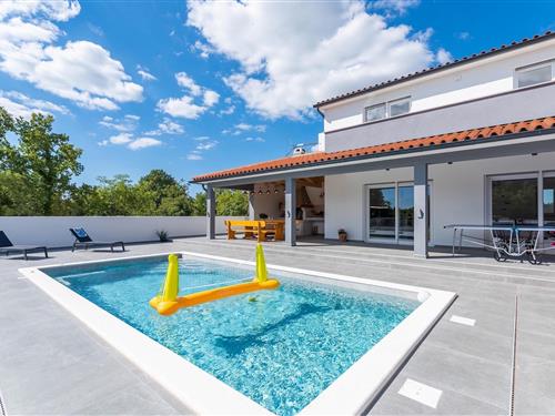 Feriehus - 8 personer -  - Stokovci - 52342 - Svetvincenat