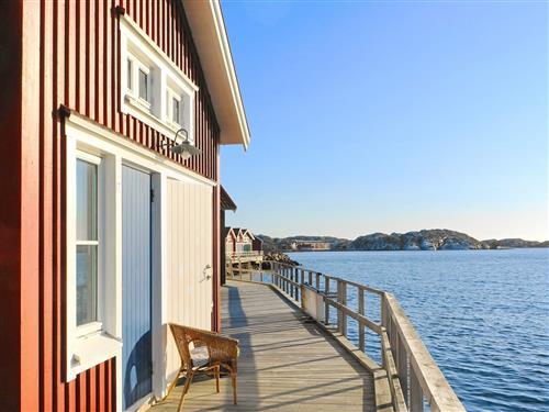 Holiday Home/Apartment - 4 persons -  - Källstången - 47130 - Skärhamn