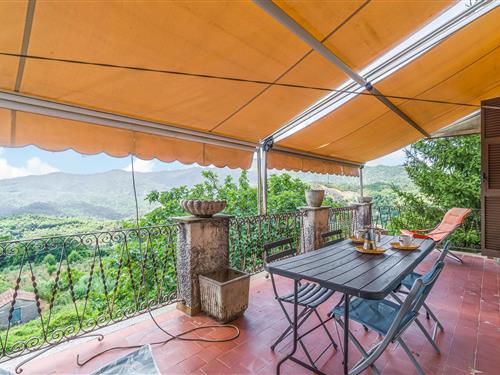 Holiday home - 6 persons -  - Via IV Novembre - 19012 - Carro