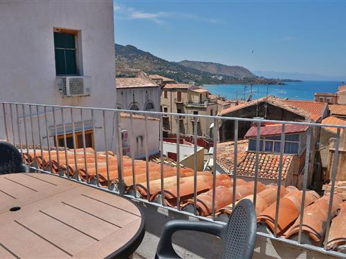 Holiday Home/Apartment - 4 persons -  - Via Costa, - 90015 - Cefalù