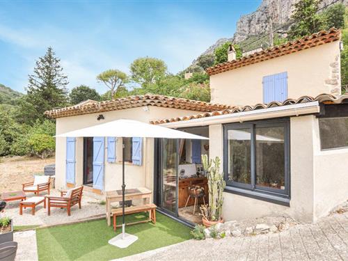 Holiday home - 7 persons -  - Chemin des Moulins - 06640 - Saint-Jeannet