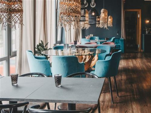  - 2 Personen -  - Gamla Lillhagsvägen - Göteborg - 42249 - Hisings Backa