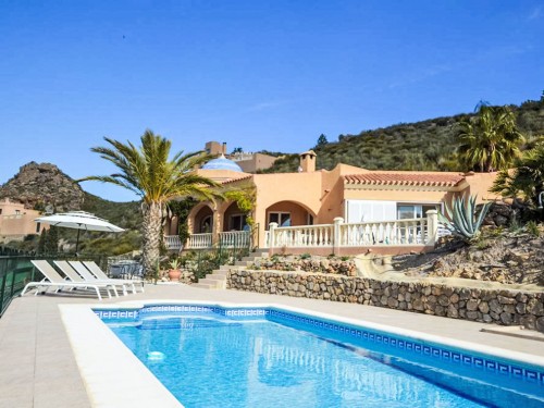 Sommerhus - 6 personer -  - 04639 - Turre