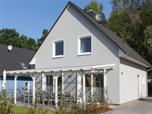 Holiday Home/Apartment - 8 persons -  - Waren - 17207