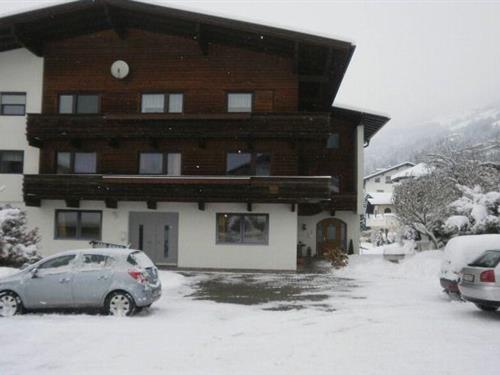 Holiday Home/Apartment - 5 persons -  - Harterstraße - 6265 - Hart Im Zillertal