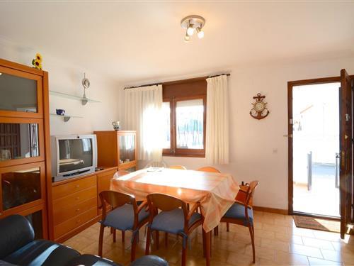 Holiday Home/Apartment - 4 persons -  - 17130 - L'escala