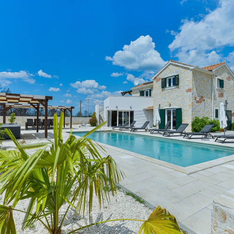 Sommerhus - 10 personer -  - 22215 - Zaton (Šibenik)
