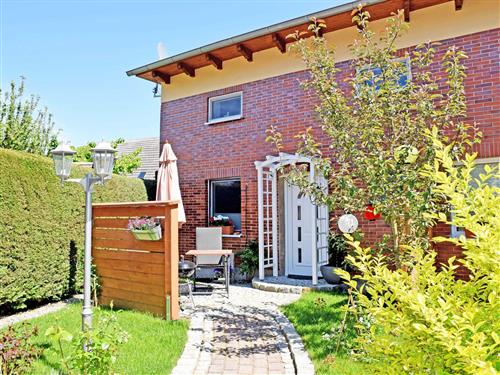 Ferienwohnung - 3 Personen -  - Am Fährberg - 18573 - Altefähr