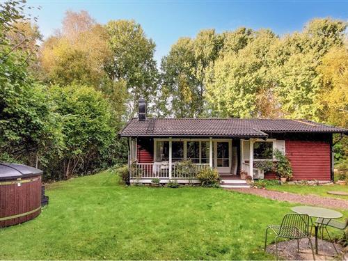 Sommerhus - 5 personer -  - Sånehusvägen - Örkelljunga/Vemmentorpasjön - 286 92 - Örkelljunga