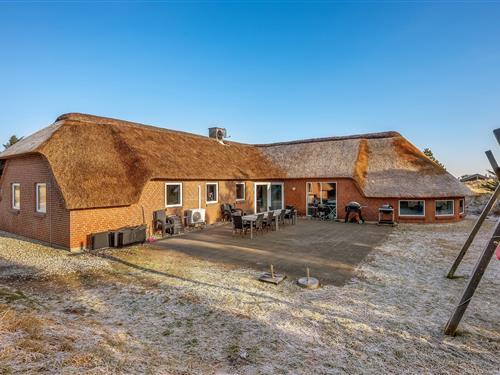 Sommerhus - 14 personer -  - Jakob Bondes Vej 17, Søndervig - Søndervig - 6950 - Ringkøbing