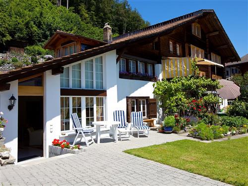 Holiday Home/Apartment - 2 persons -  - Brienz - 3855