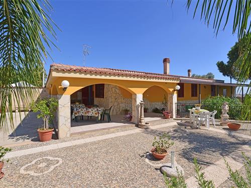 Sommerhus - 4 personer -  - Corso Vittorio Emanuele, - 96014 - Floridia