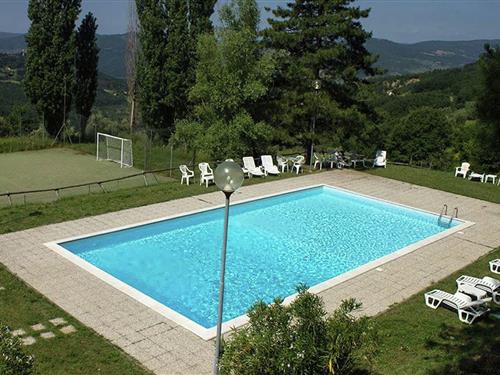 Holiday Home/Apartment - 4 persons -  - 50068 - Rufina