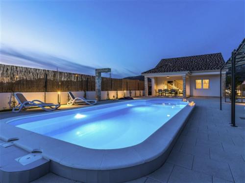 Holiday home - 7 persons -  - Bilice - 22000