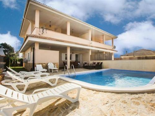 Sommerhus - 8 personer -  - Carrer des Segalls s/n - 07458 - Playa De Muro