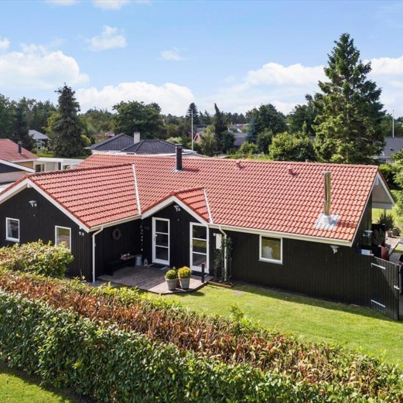 Sommerhus - 9 personer -  - Tranevej 11 B - Marielyst - 4873 - Væggerløse