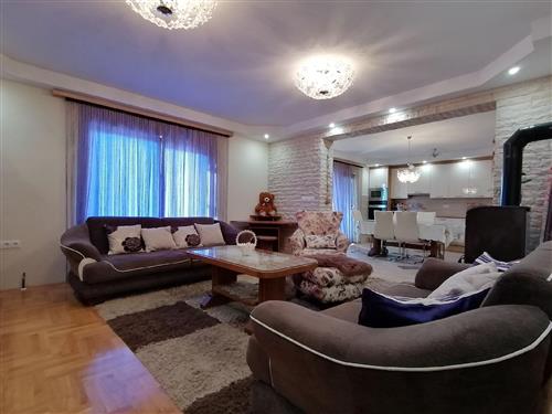Holiday Home/Apartment - 8 persons -  - Petra Krešimira IV, Jasenice - 23243 - Jasenice