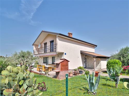 Holiday home - 8 persons -  - Buje - 52460