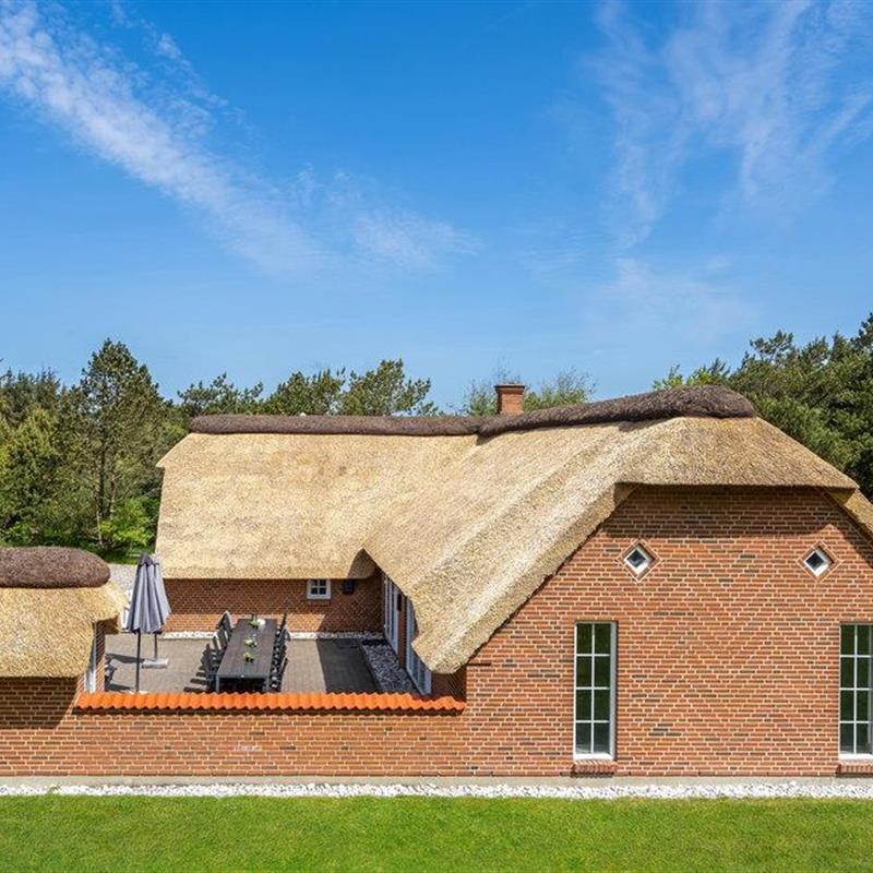 Sommerhus - 12 personer -  - Gaffelbjergvej - Vedersø Klit - 6990 - Ulfborg