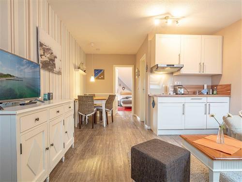 Ferienwohnung - 3 Personen -  - Hanne-Nüte-Weg 15 a - 18225 - Kühlungsborn