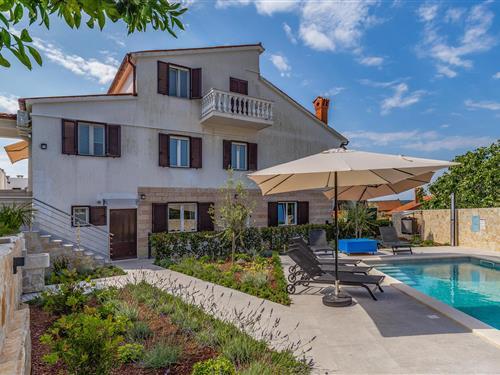 Ferielejlighed - 6 personer -  - Biskupije - 52100 - Medulin