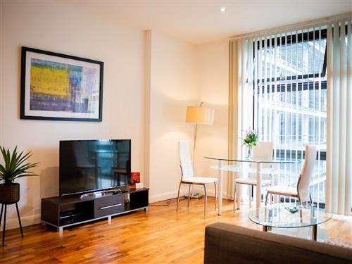 Holiday Home/Apartment - 3 persons -  - Canary Wharf - E14 9LT