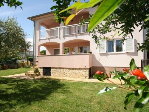 Holiday home - 4 persons -  - 52465 - Vabriga