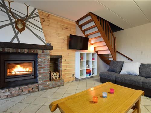 Bondhus - 20 personer -  - 6900 - Roy