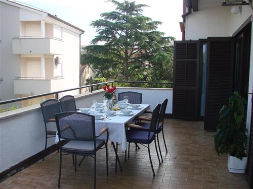 Holiday Home/Apartment - 6 persons -  - Bršude - 52100 - Pjescana Uvala