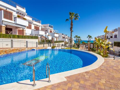 Sommerhus - 4 personer -  - Avenida del agua - 03183 - Torrevieja