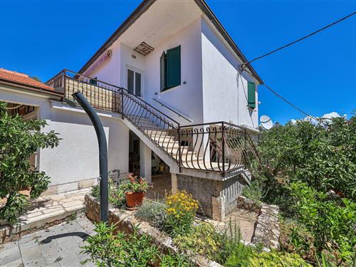 Holiday home - 8 persons -  - Borak - 21225 - Drvenik Mali