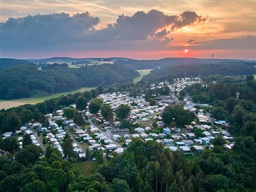  - 6 persons -  - Beim Campingplatz - 72589 - Westerheim