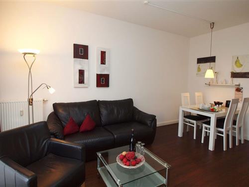 Holiday Home/Apartment - 4 persons -  - Ostseeallee - 18225 - Ostseebad Kühlungsborn