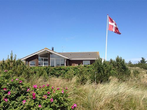 Holiday Home/Apartment - 6 persons -  - Tyttebærvej - Vejers Nordstrand - 6853 - Vejers Strand