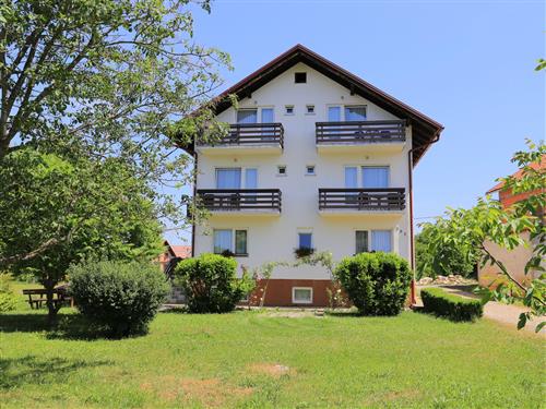  - 2 personer -  - Grabovac - 47245 - Rakovica